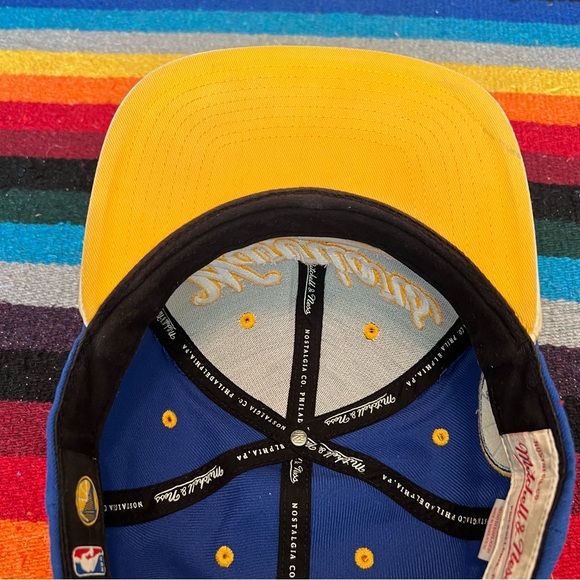 Mitchell and Ness Golden State Warriors SnapBack Hat Hand washed - Picture 13 of 15